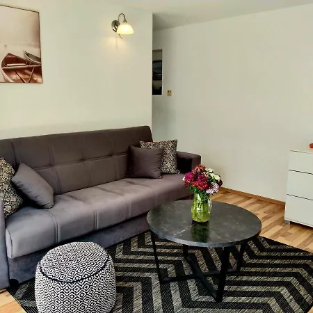 Apartment Grande Vista - Lovely With Spacious Lush Mediterranean Patio And Sea View Trogir