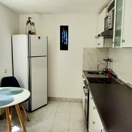Appartement Grande Vista - Lovely With Private Spacious Lush Mediterranean Patio And Sea View