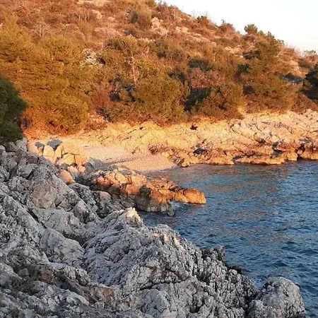 Grande Vista - Lovely With Spacious Lush Mediterranean Patio And Sea View Trogir